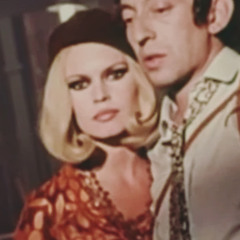 Anya 🤍🤍🤍🤍🤍