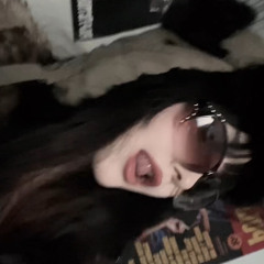 𝖌𝖍❀𝖘𝖙 𝖌𝖎𝖗𝖑 ♱