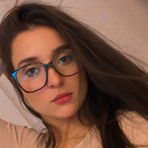 Danielle Viana’s avatar