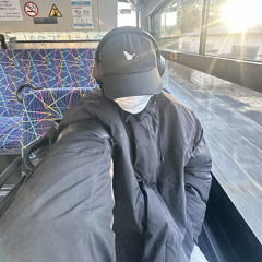 Ļ. Minh ĦiẾu