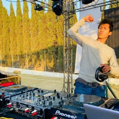 DJ Dusky