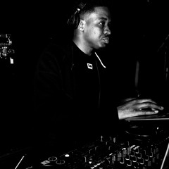DJ SKYE TEE
