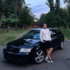 Данил Карленко