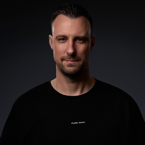 Iridium DJ // Classic Event Archive artist photo