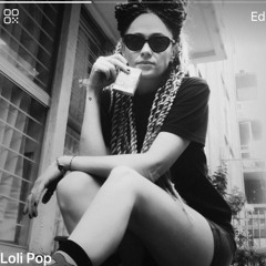 Lola Areniu