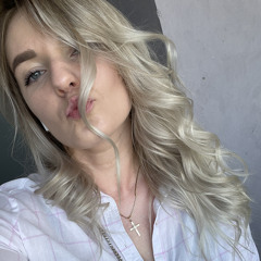 Катя Поліновська