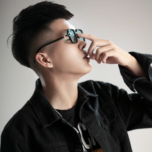 Nguyễn Hoàng’s avatar