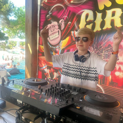 DJ Kyle Quinn
