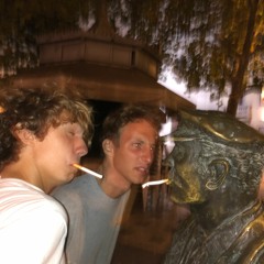 Los Charmos