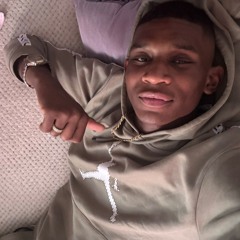 𝓒𝓻𝓲𝓼𝓽𝓲𝓪𝓪 𝓵𝓾𝓷𝓪🤍