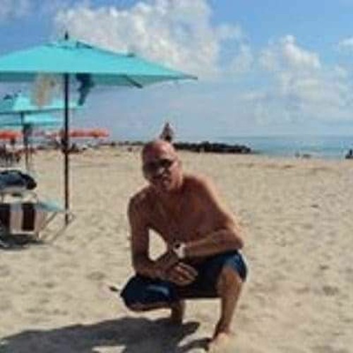 Doug Gogi Velez’s avatar