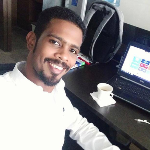 ميرغنى المأمون واحمد حسن جمعة  حاول يخفى نفسه