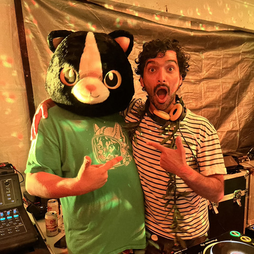 DJ de la Renta - DLR’s avatar
