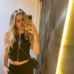 demi hamilton
