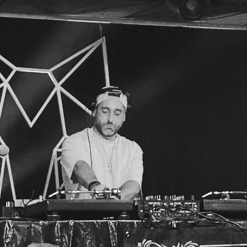 MKM vs SlugoS aka Hired Killers - audio affinity