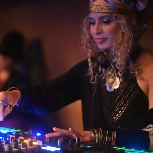 Dr.Amira.03 - October - 22 - TheSoundOfAfricaWAV.WAV