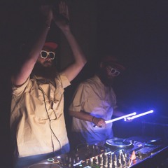 TwoTwins DJ