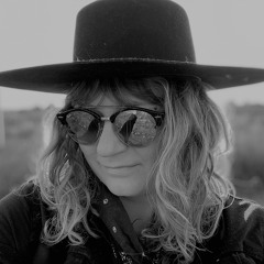 DJ ALICE DEE