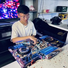 Quang Thái Chứ Ai✈️