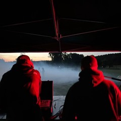 RÖHRE & B3NZIN