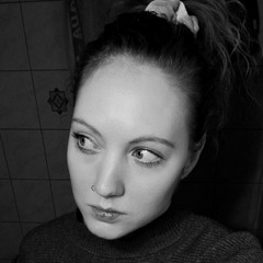 Mia.K