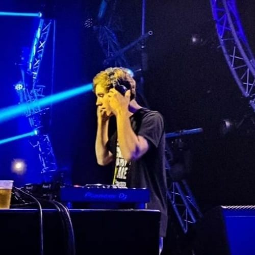 DJ Venni’s avatar