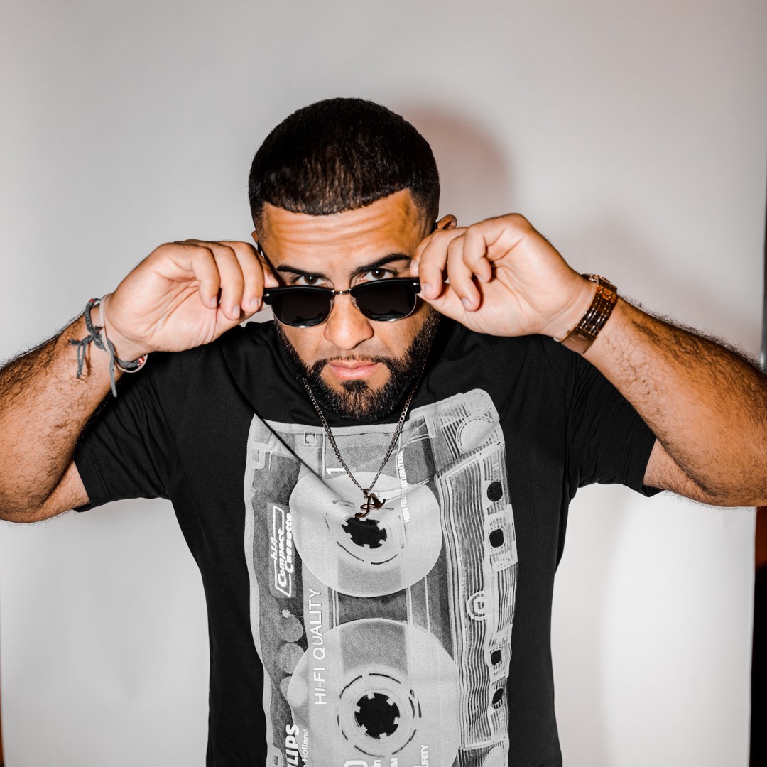 listen-to-playlists-featuring-new-bad-bunny-2025-by-dj-medinanyc-online
