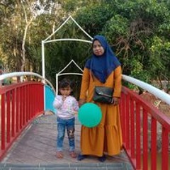 Tari Naira