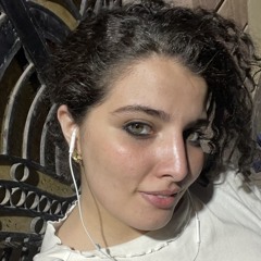 يُمنى