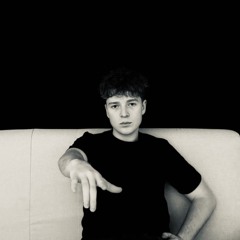 ASHTON MAC