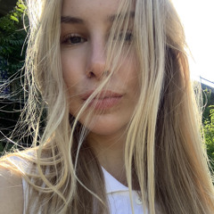 Ema Večeřová