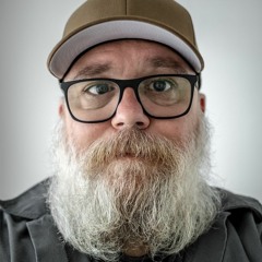 Christopher Holmok