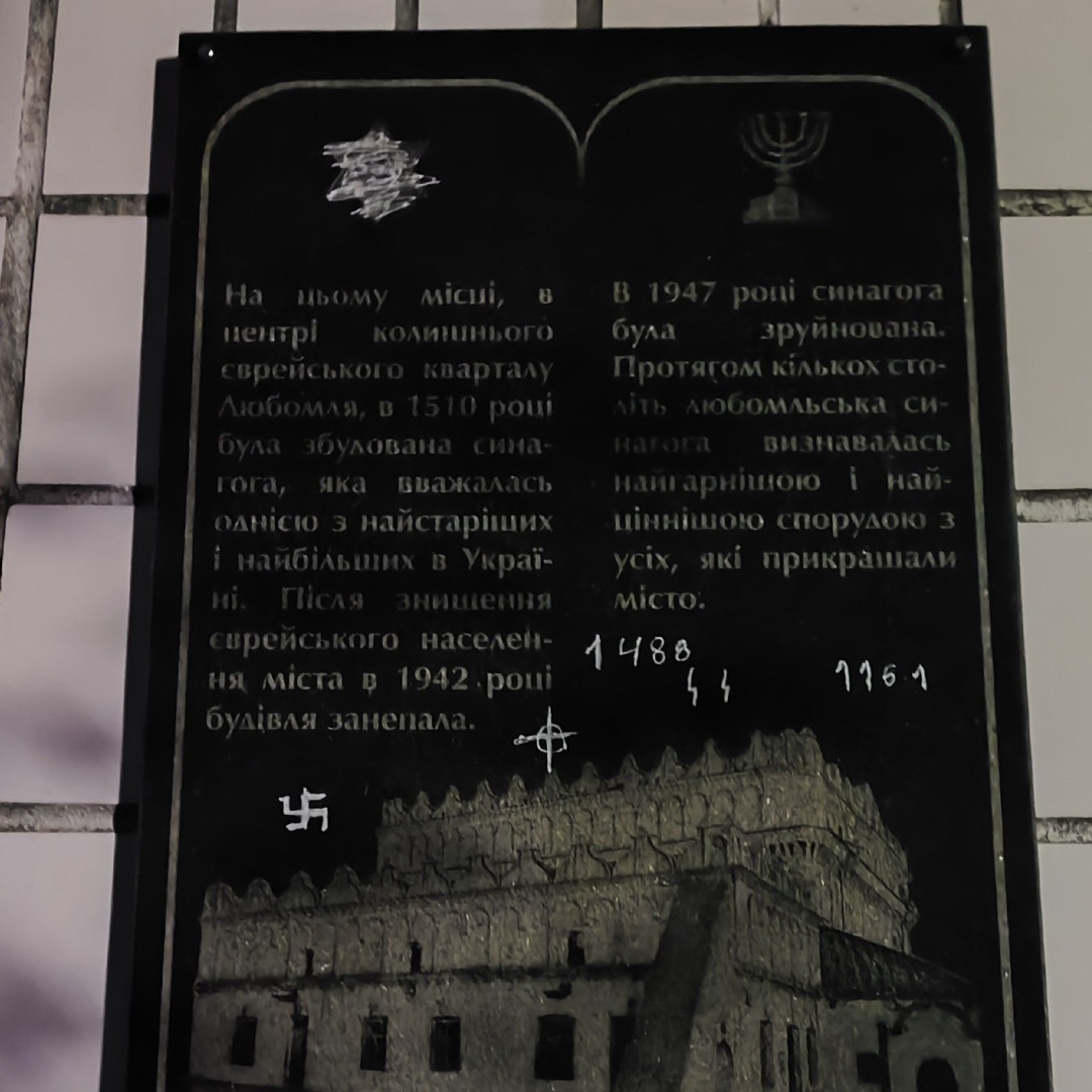 Stream 𖦏 music | Listen to songs, albums, playlists for