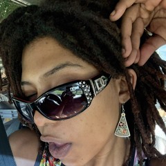 Firey Dill Nut Diva
