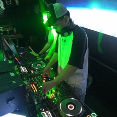 DJ QIHIN