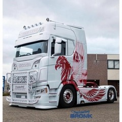 v8 love