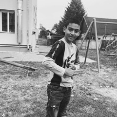 KOLLAB  ft. BEAT - MINDEN ÚT  km. Horváth Dani (Official Music Video).mp3