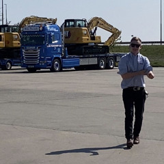 v8Justin🤠