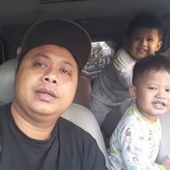 Nur Ariawan