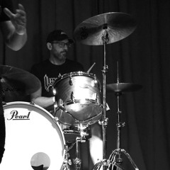 Dan the Drummer
