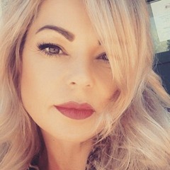 Anita Zenn