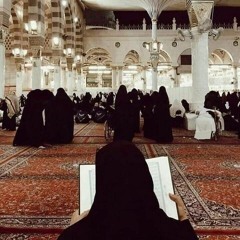 مُنىٰ عَوض