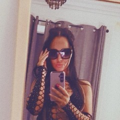 𝕸𝕮 🖤✨🎧