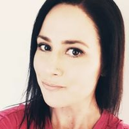 Monique Byres’s avatar