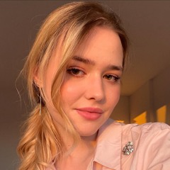 Alice Zoey