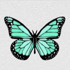 Moonie🖤🦋