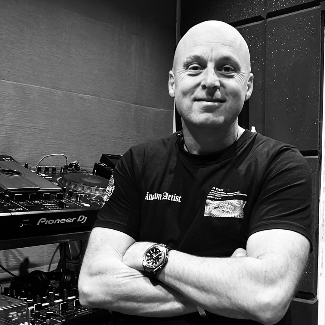 stream-colin-and-andys-speaker-test-by-colin-elson-listen-online-for