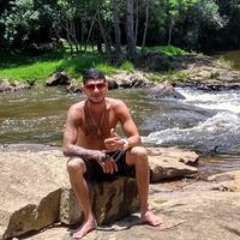 Reverton Andrade Pereira