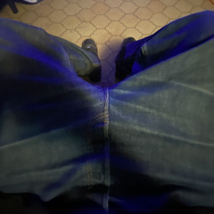 I D