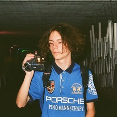 Howard the Alien -_-